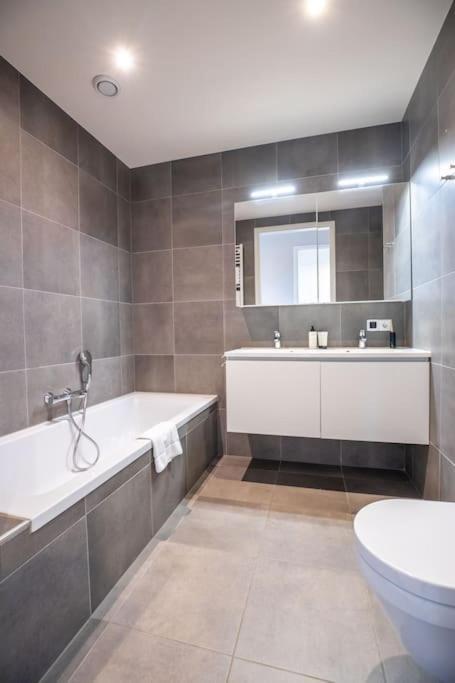 Home Away, Light And Bright Cadzand Extérieur photo